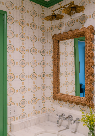'Flower Burst, Lemon' Wallpaper
